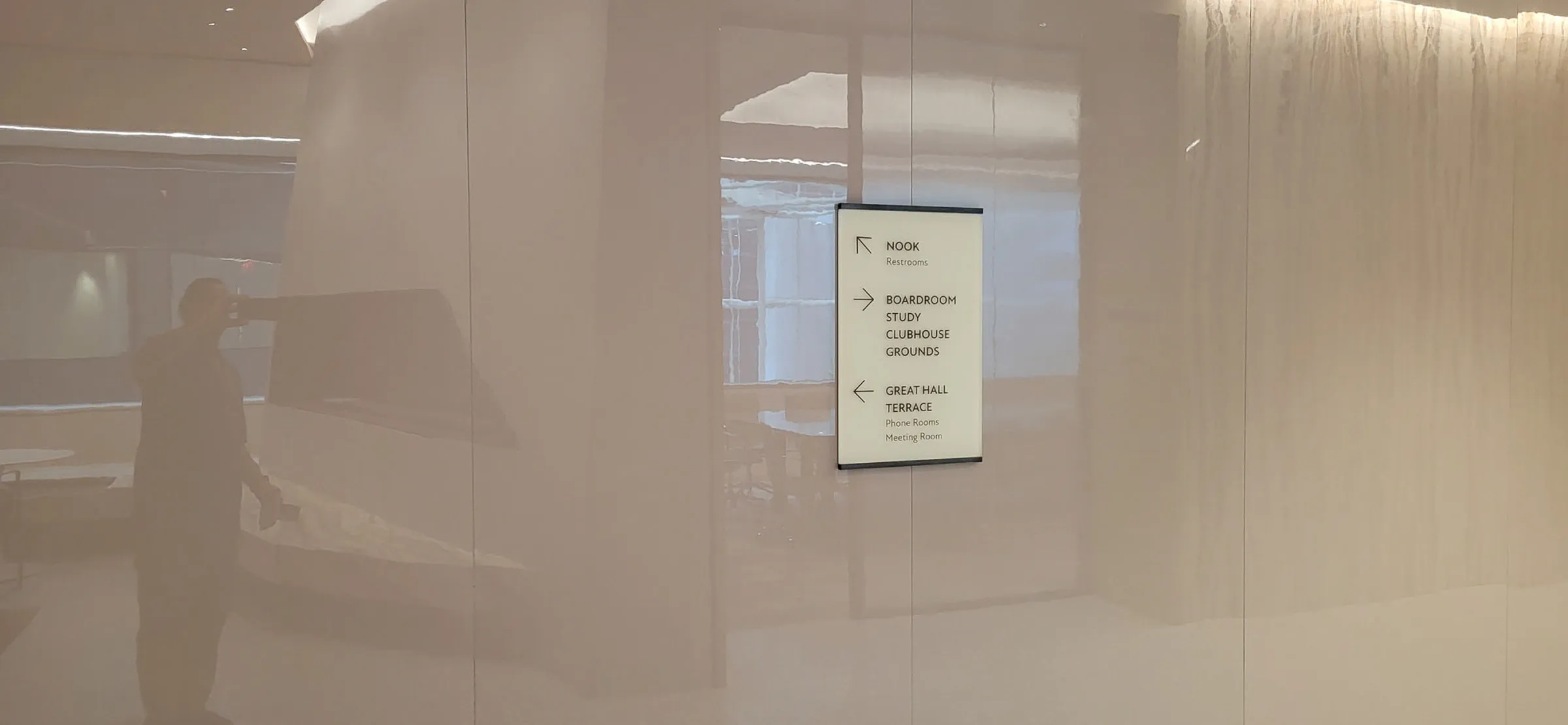 590 Madison Ave — image 3