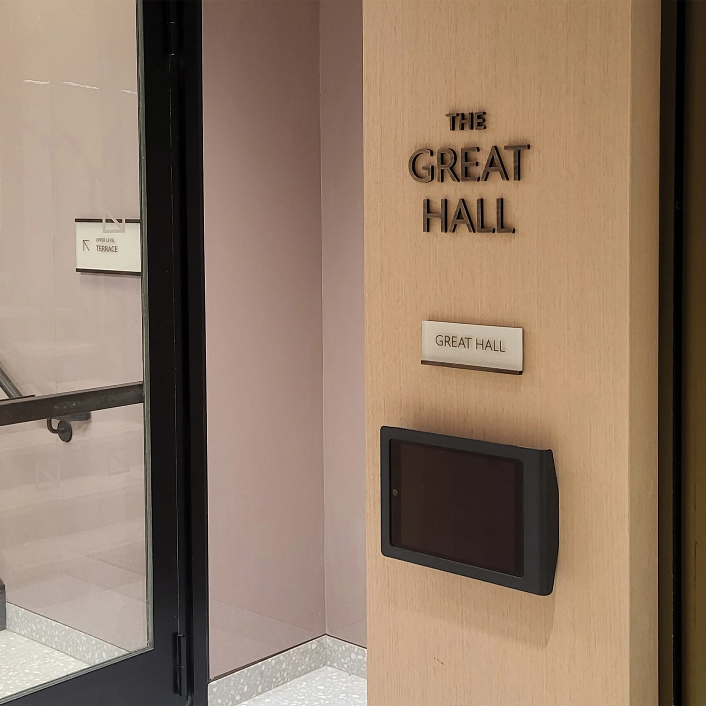 590 Madison Ave — image 4